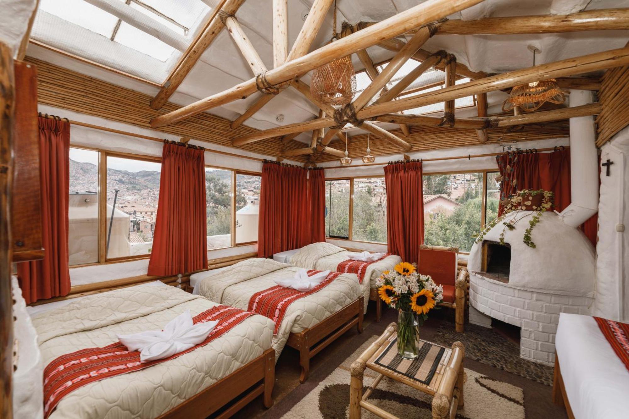 Hostal Madre Tierra Cusco Exterior photo