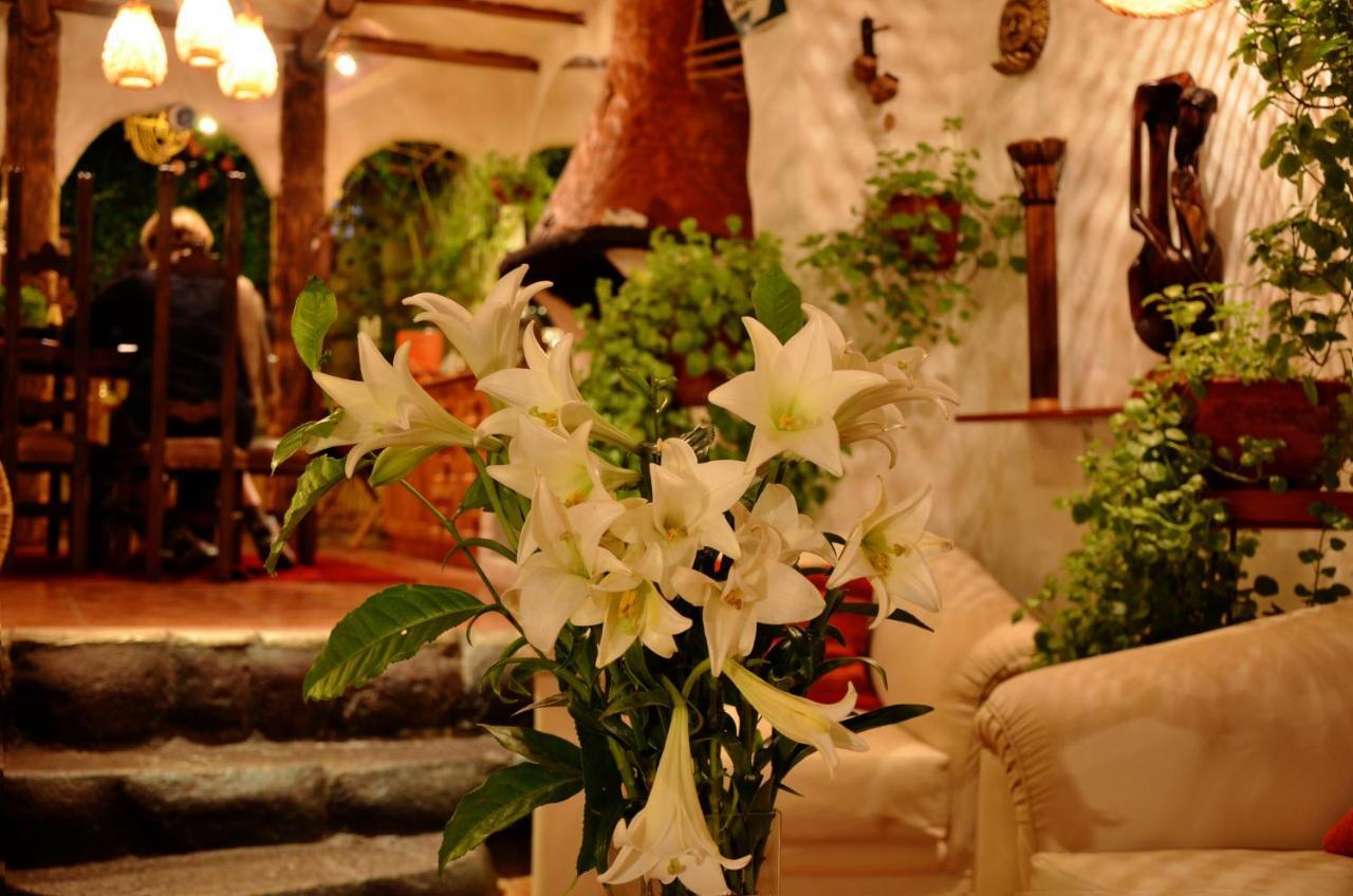 Hostal Madre Tierra Cusco Exterior photo